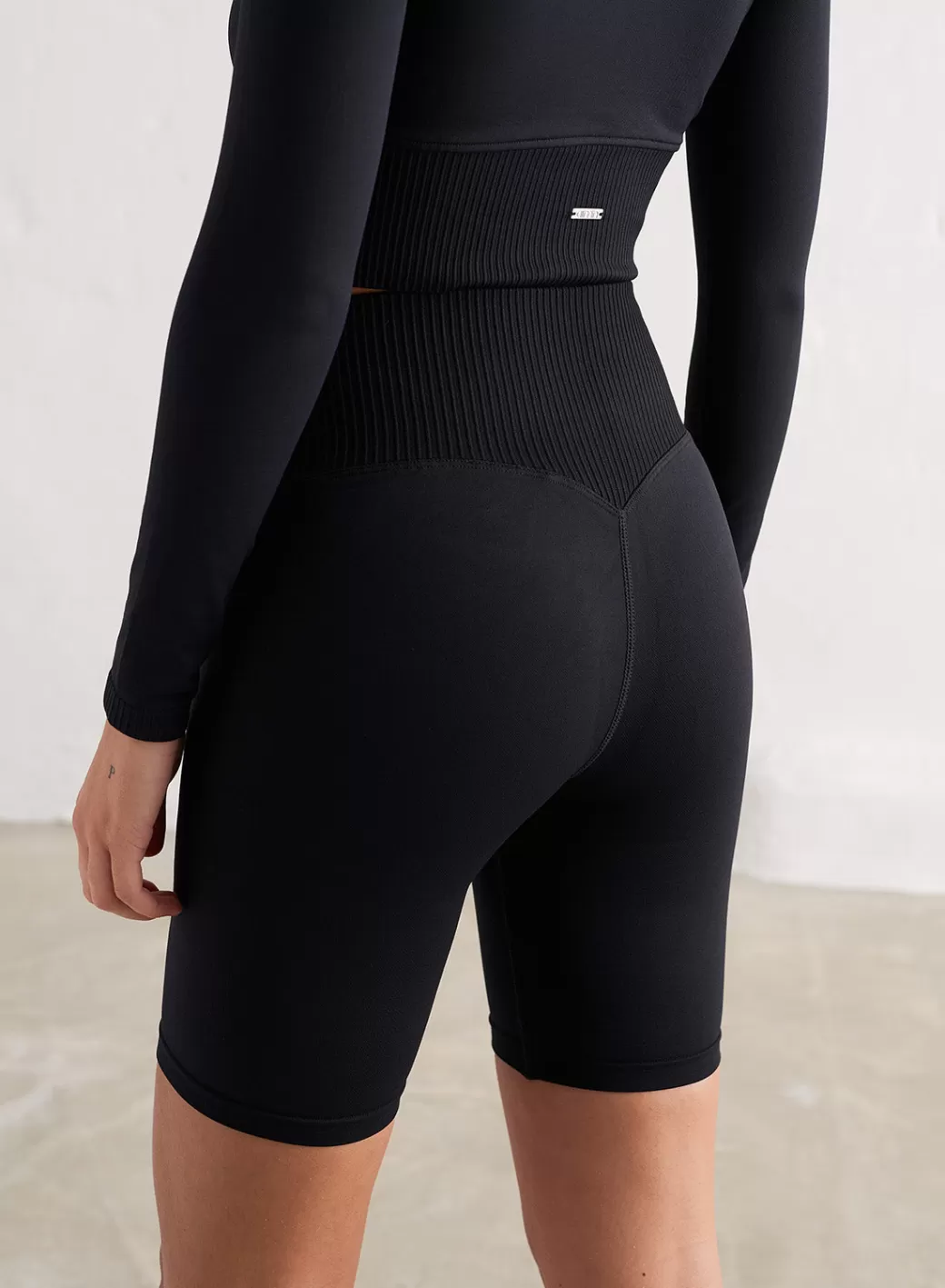 Black Limitless Seamless Biker Shorts | AIM’N Discount