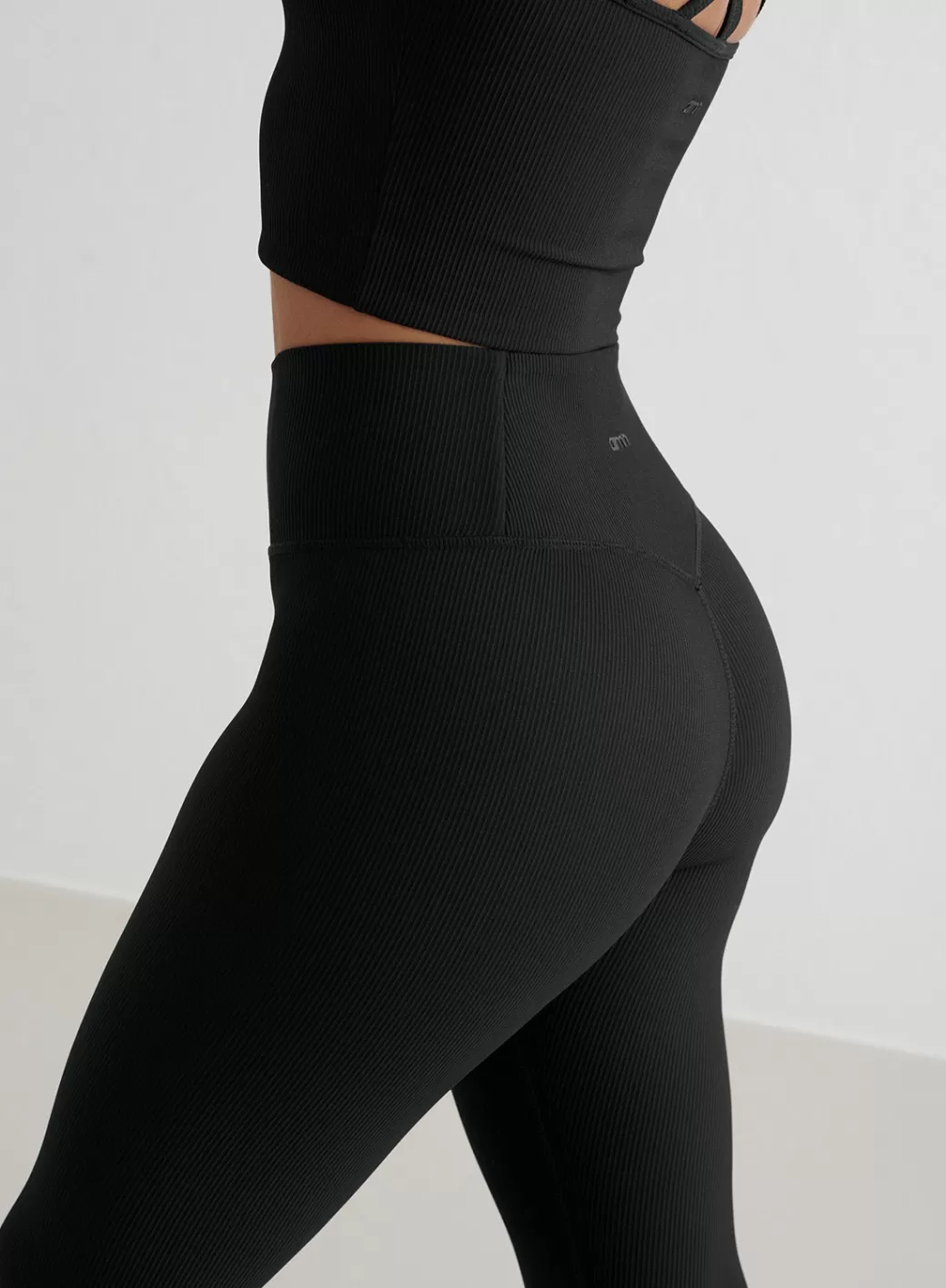 Ribbed Performance Tights | AIM’N Online