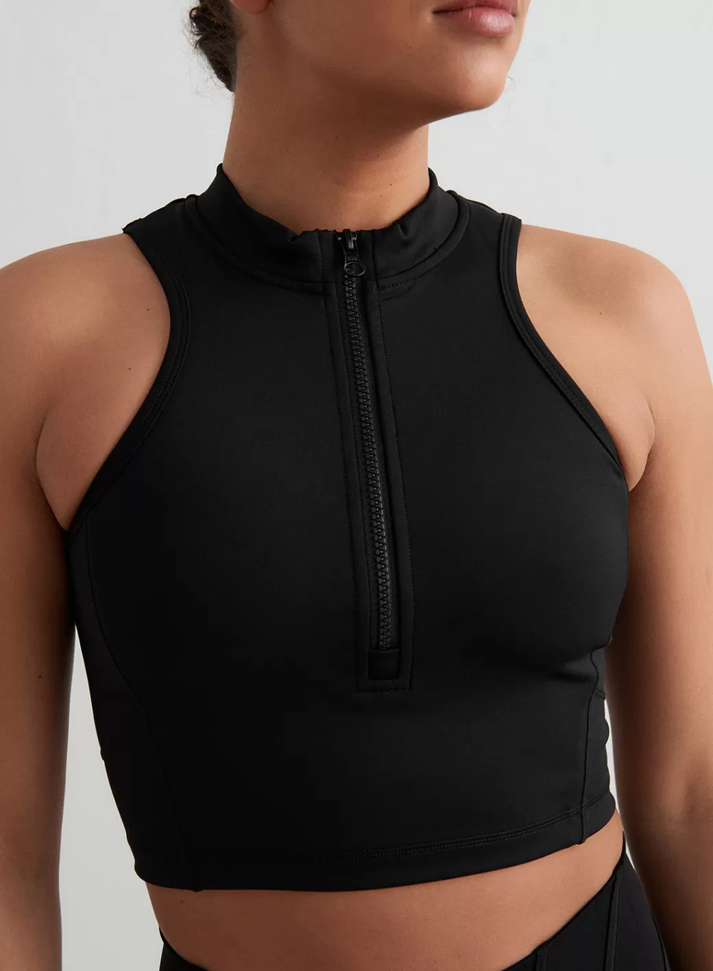 Black Sculpting Racer Front Zip Top | AIM’N Best