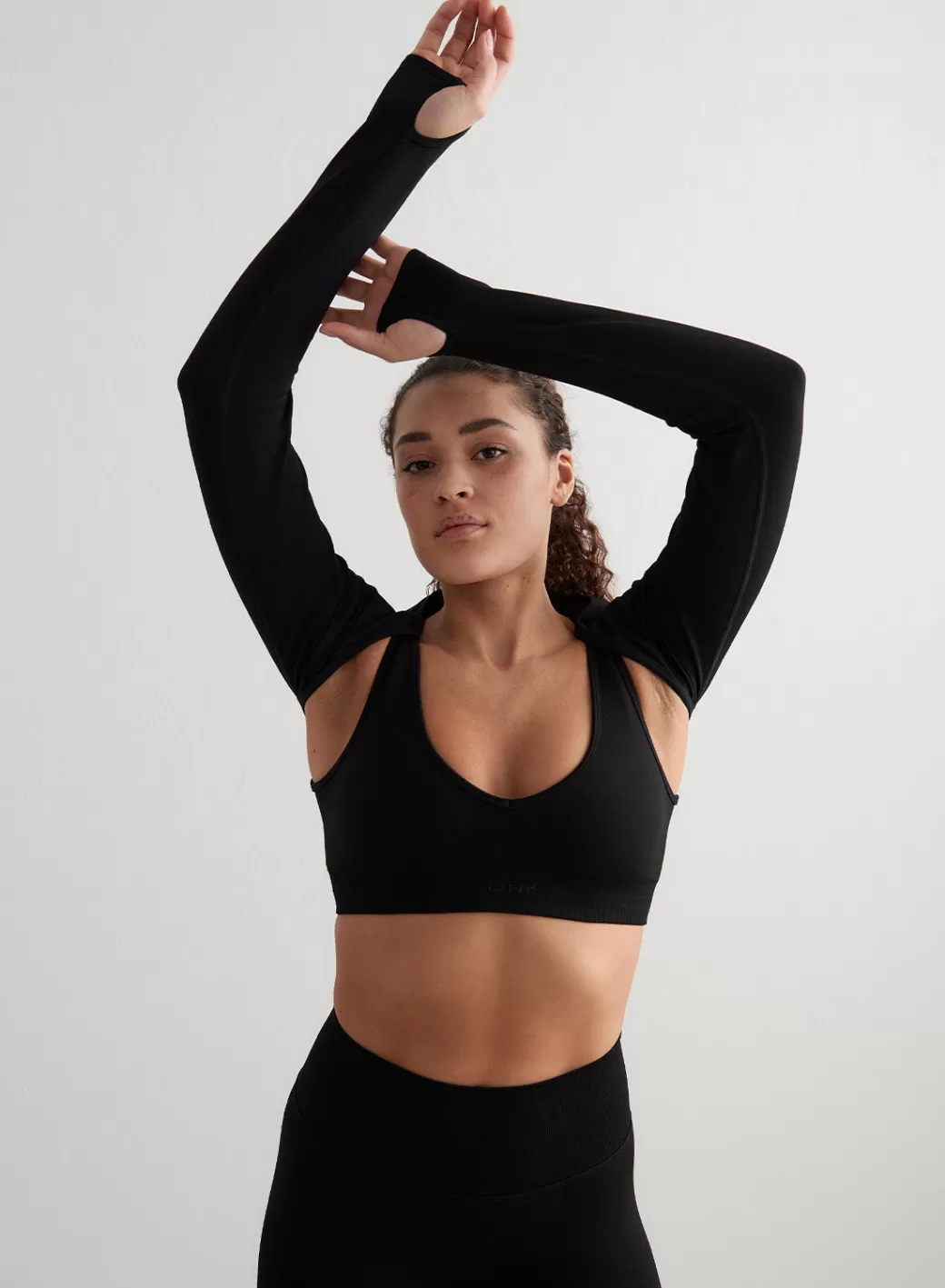 Black Shape Seamless Long Sleeve Bolero | AIM’N Shop