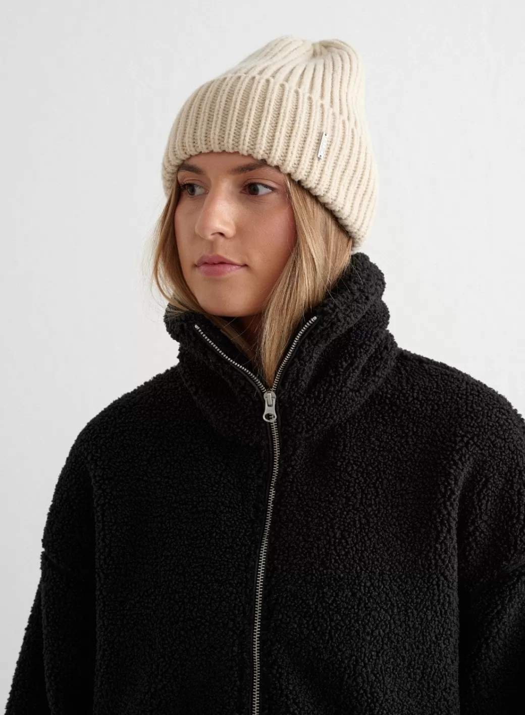 Café Au Lait Chunky Beanie | AIM’N Fashion