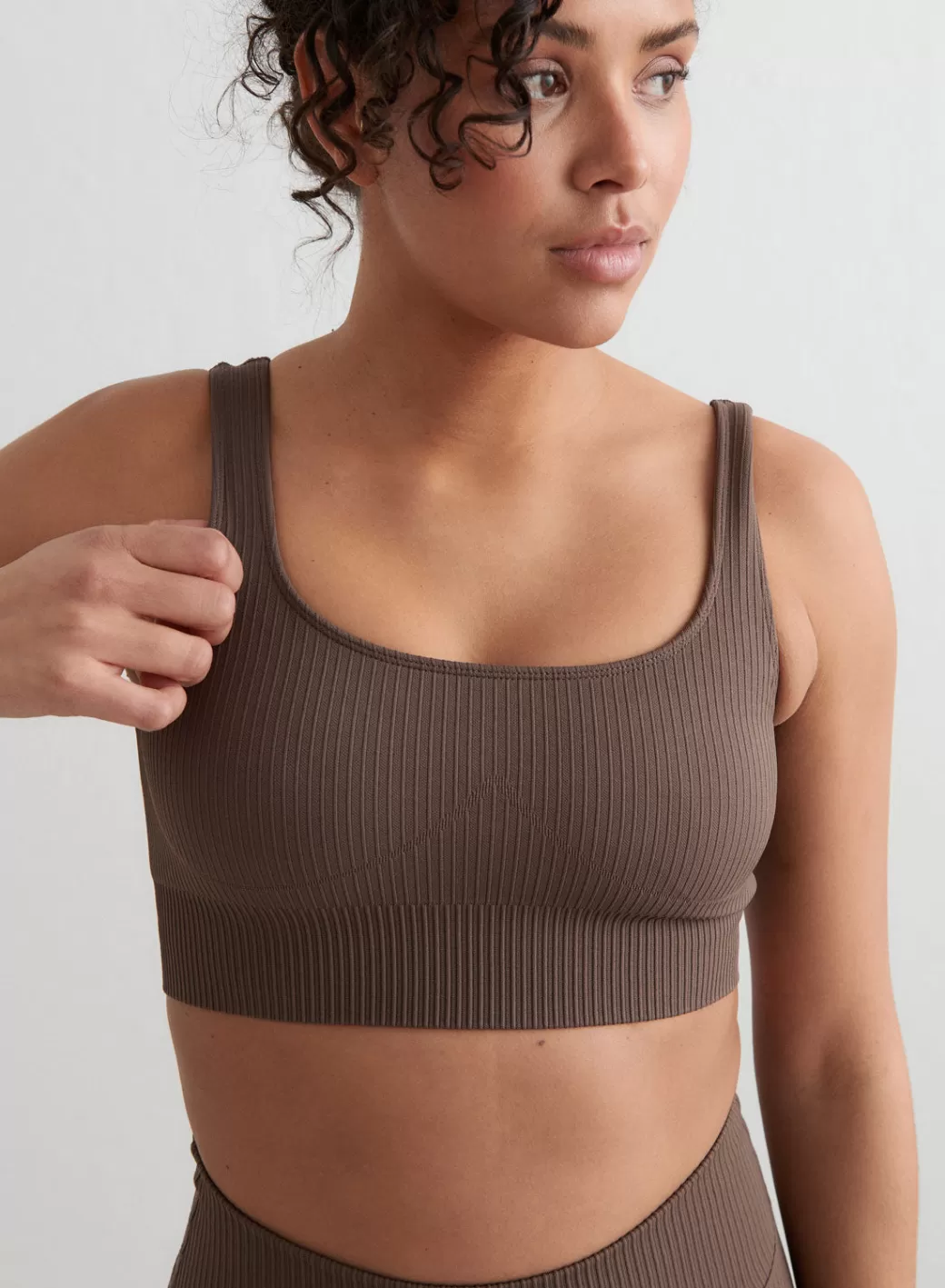 Ribbed Seamless Tank Bra | AIM’N Fashion