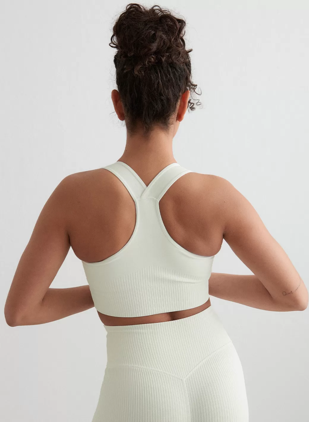 Off-White Ribbed Seamless High Support Bra | AIM’N Clearance