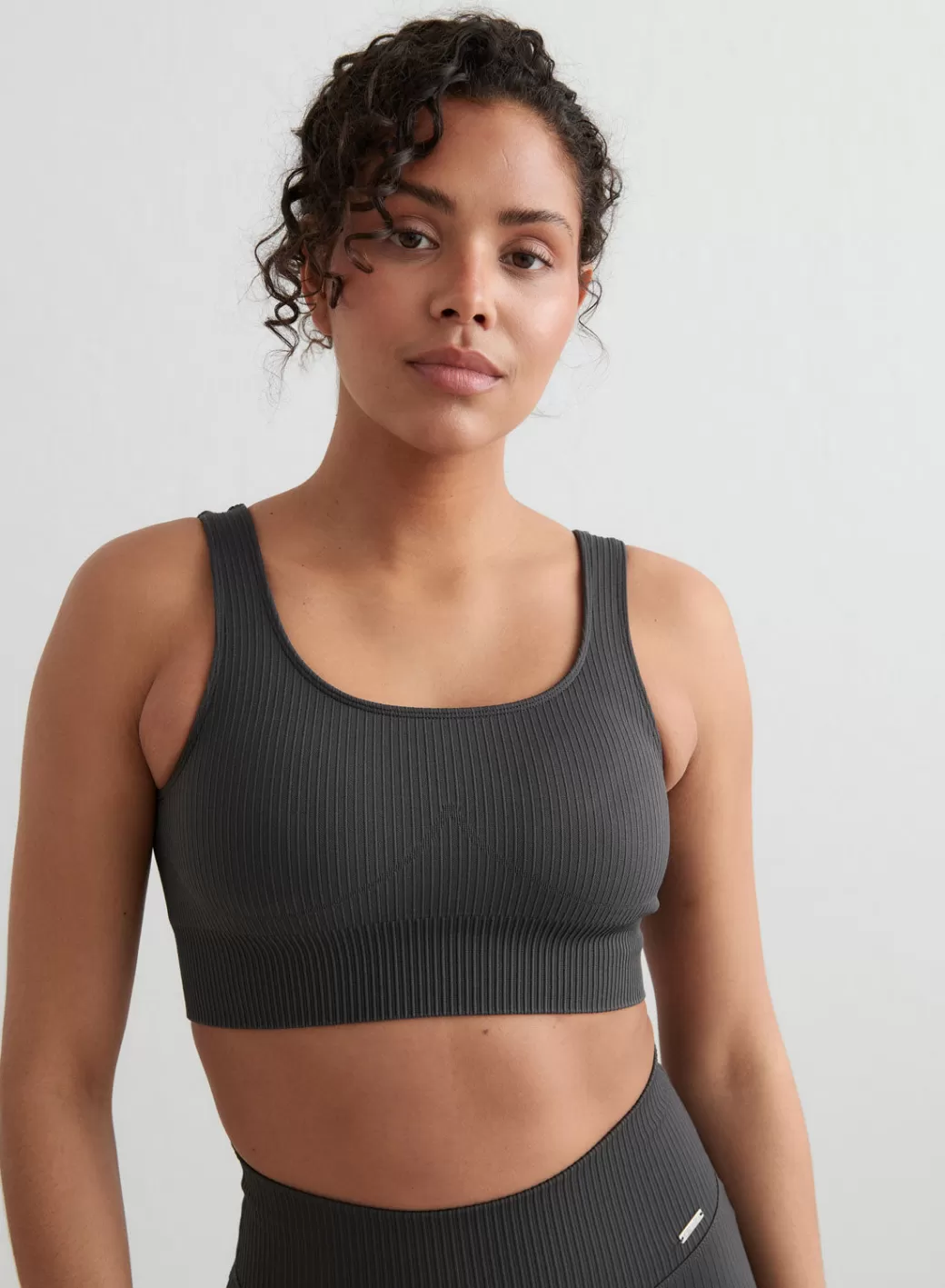 Ribbed Seamless Bra | AIM’N New