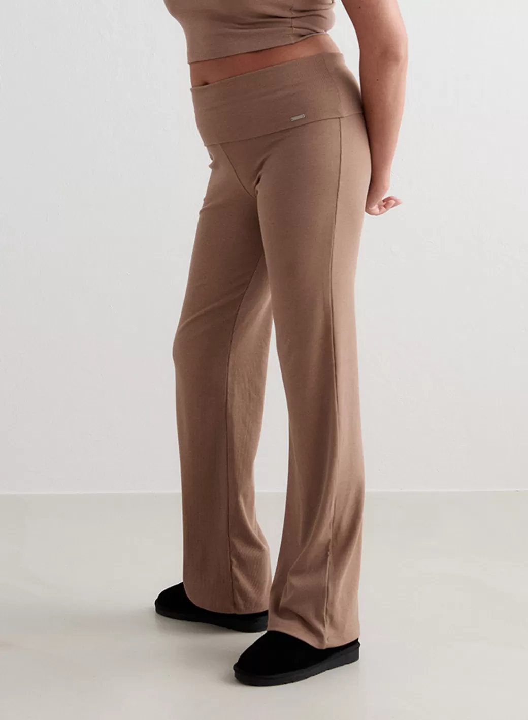 Ease Ribbed Pants | AIM’N Best