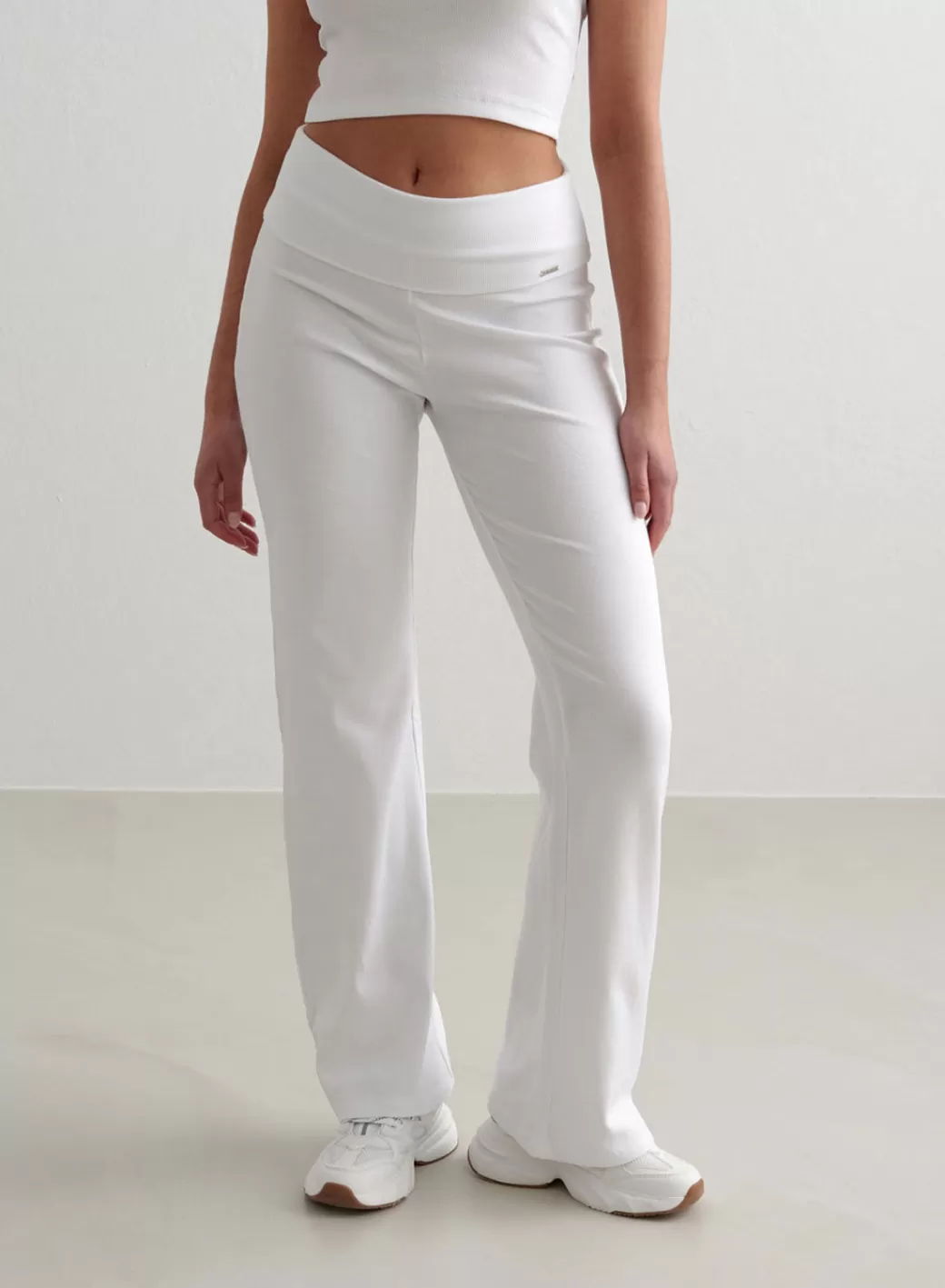 Ease Ribbed Pants | AIM’N Shop