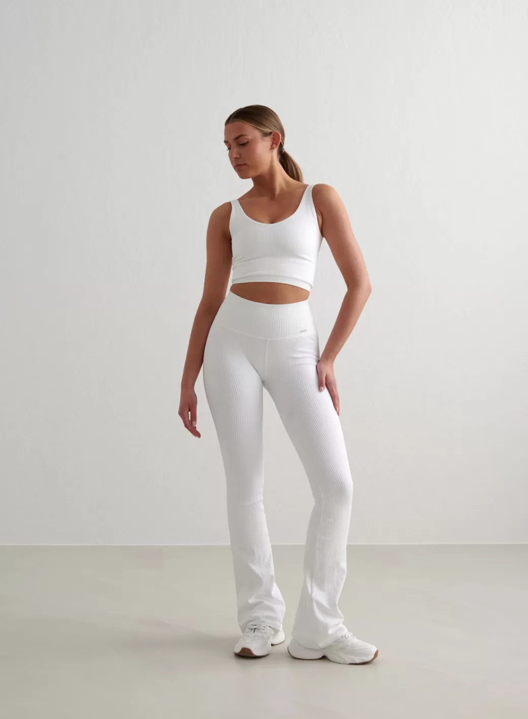 Ribbed Seamless Flare Tights | AIM’N Hot