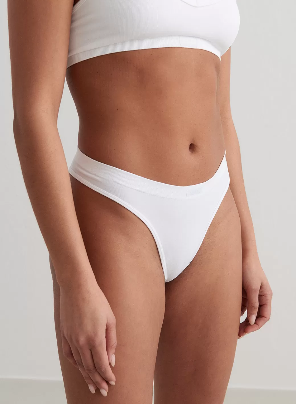 Seamless Thong | AIM’N Cheap